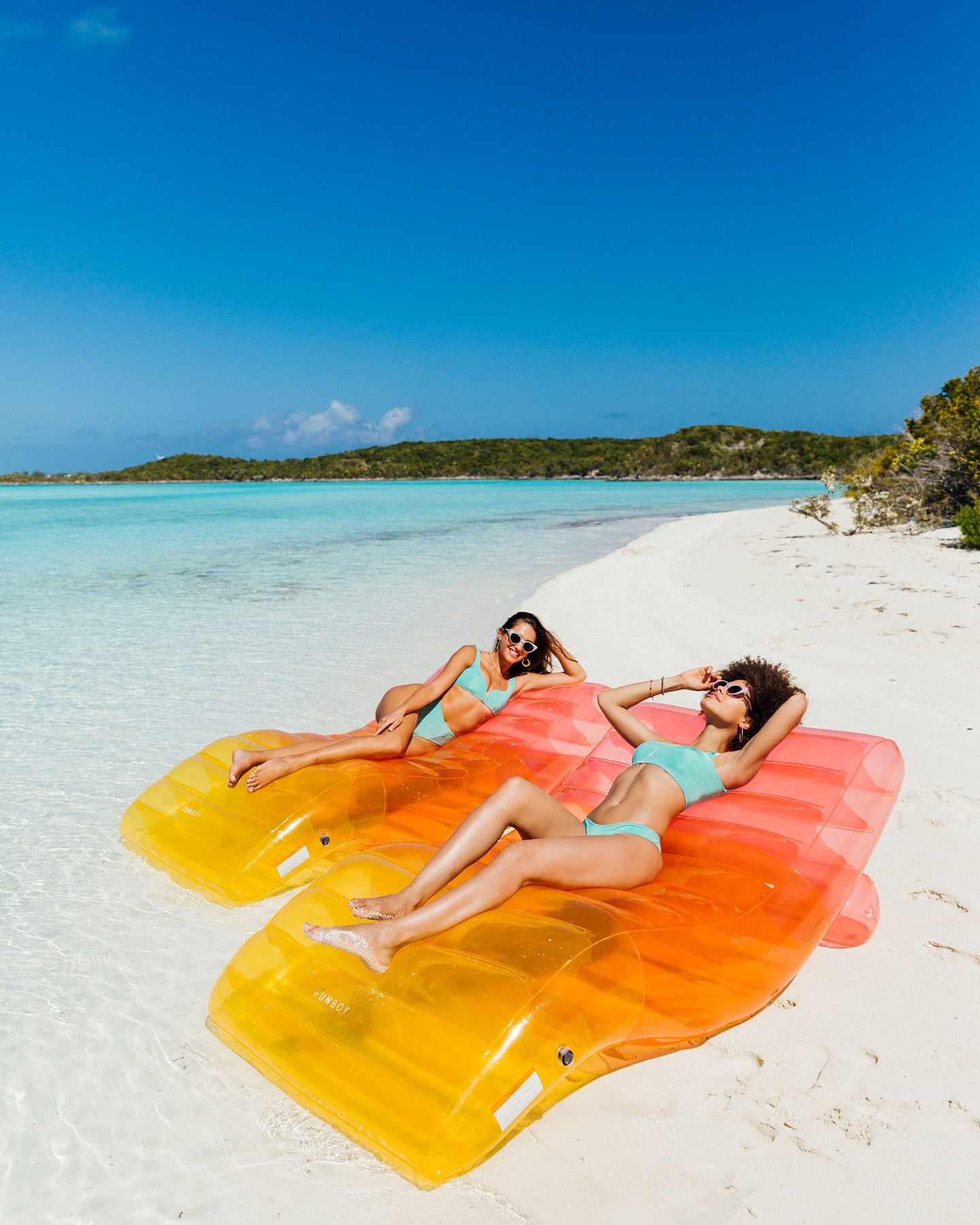 Best Pool Float - Rainbow Chaise Lounger